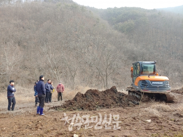 2월 14일 악취 민원이 발생한 부남면 구천리 36,37번지 일대의 굴취 현장